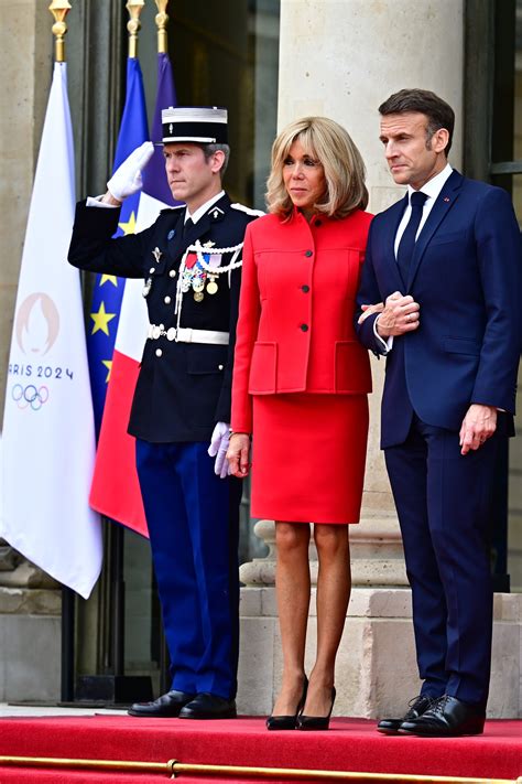 robe louis vuitton brigitte macron|Brigitte Macron incarne le chic à la française en 9 looks.